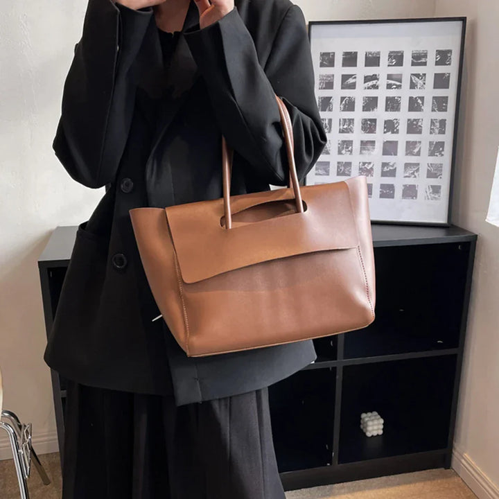 TOVA | MINIMALIST SHOULDER BAG