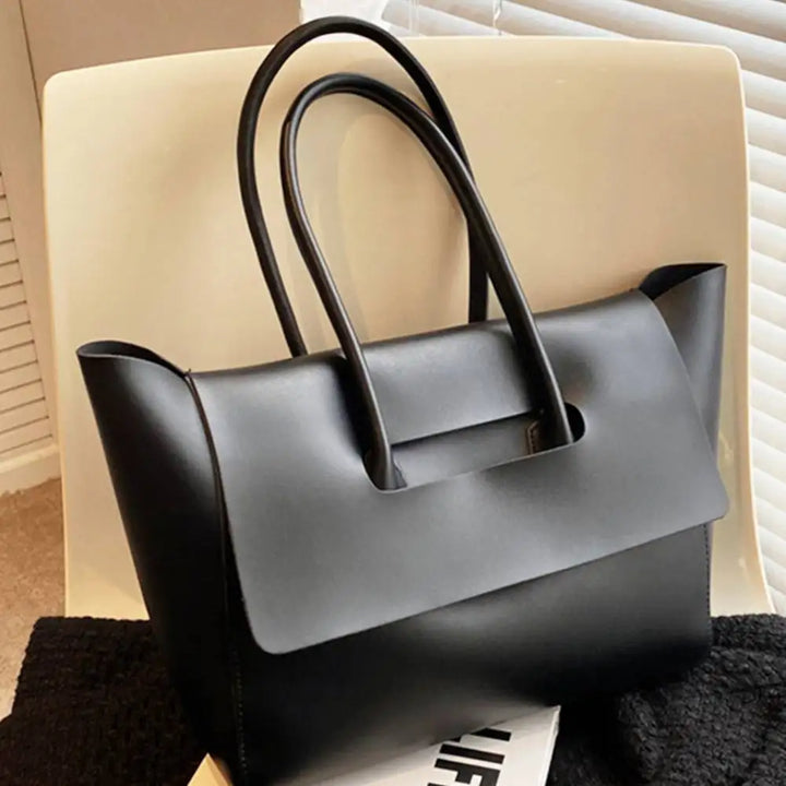TOVA | MINIMALIST SHOULDER BAG
