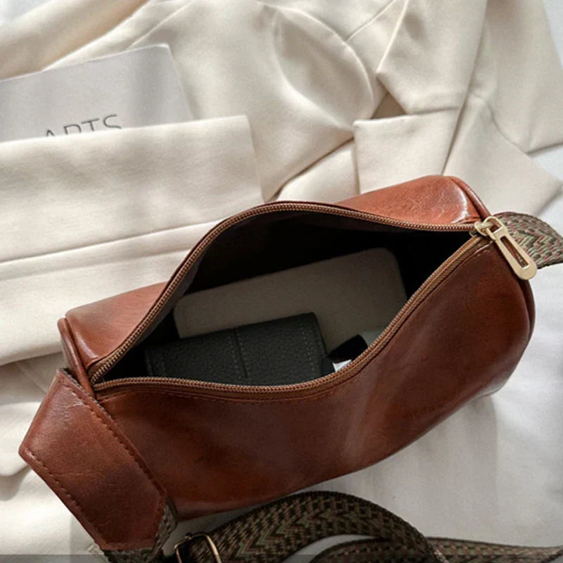 TRINE | VINTAGE LEATHER CROSSBODY BAG