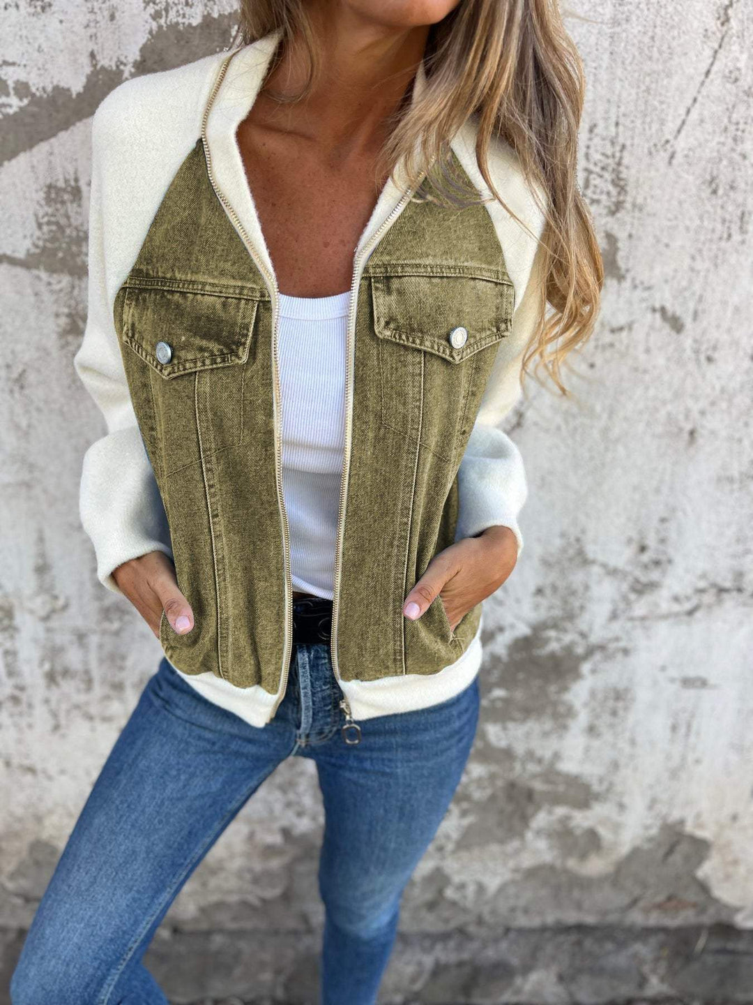 Zendaya™ - Stylish Denim Jacket